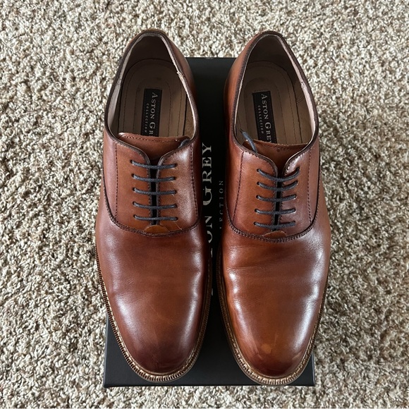 Aston Grey Men’s Leu Cognac Oxford Dress Shoes - Picture 2 of 11